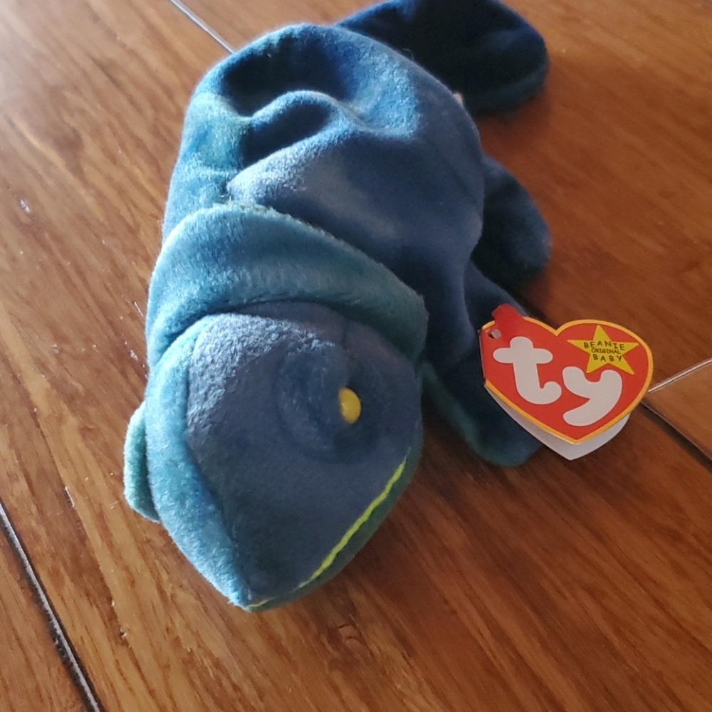 Original Beanie Baby named "Rainbow."